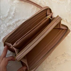 Dusty pink wallet wristlet used